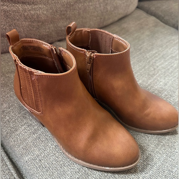 Old Navy Girls Booties - Picture 1 of 8